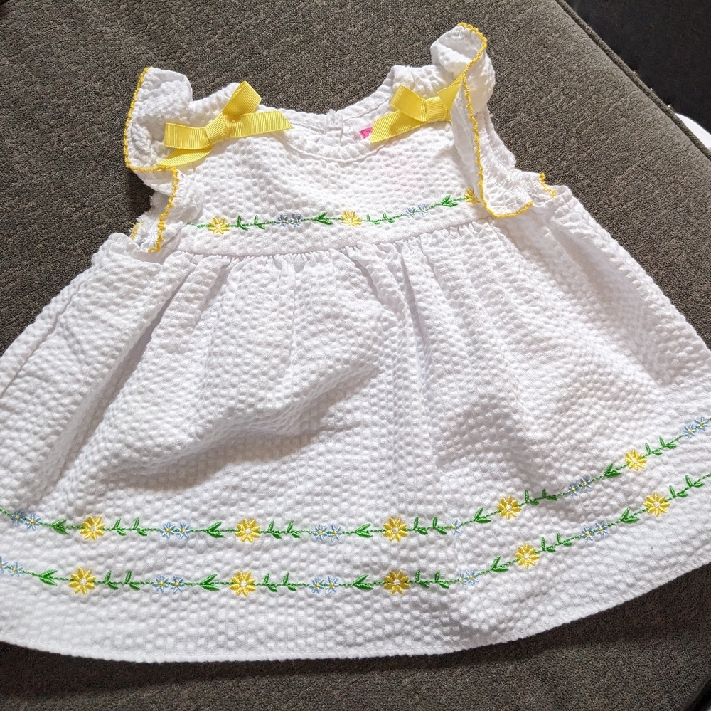Girl's Spring Dress by Good Lad Goodlad * Size 6m 6 Months * Flowers Daisy's